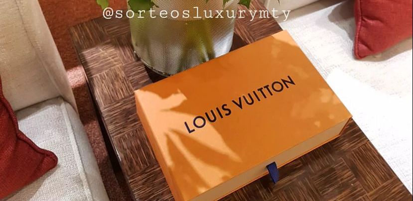 Louis Vuitton Pañuelos: los mejores aliados para mejorar cualquier